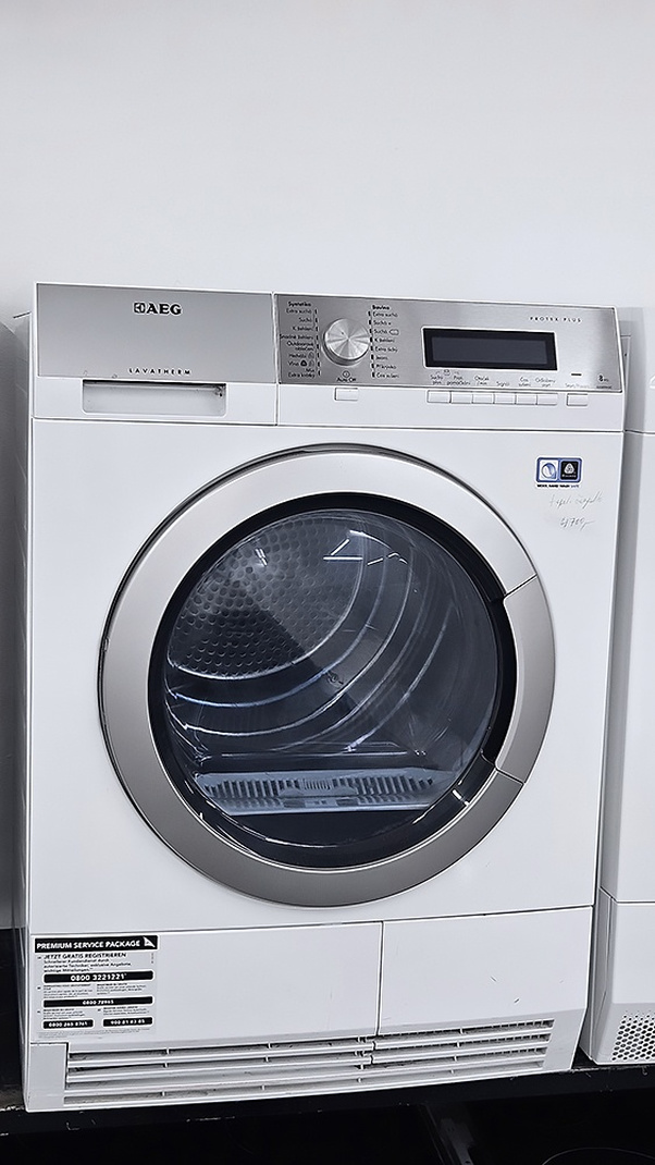 Sušička prádla s tepelným čerpadlem AEG, display – Sušičky prádla | Elektro Bazar Liberec