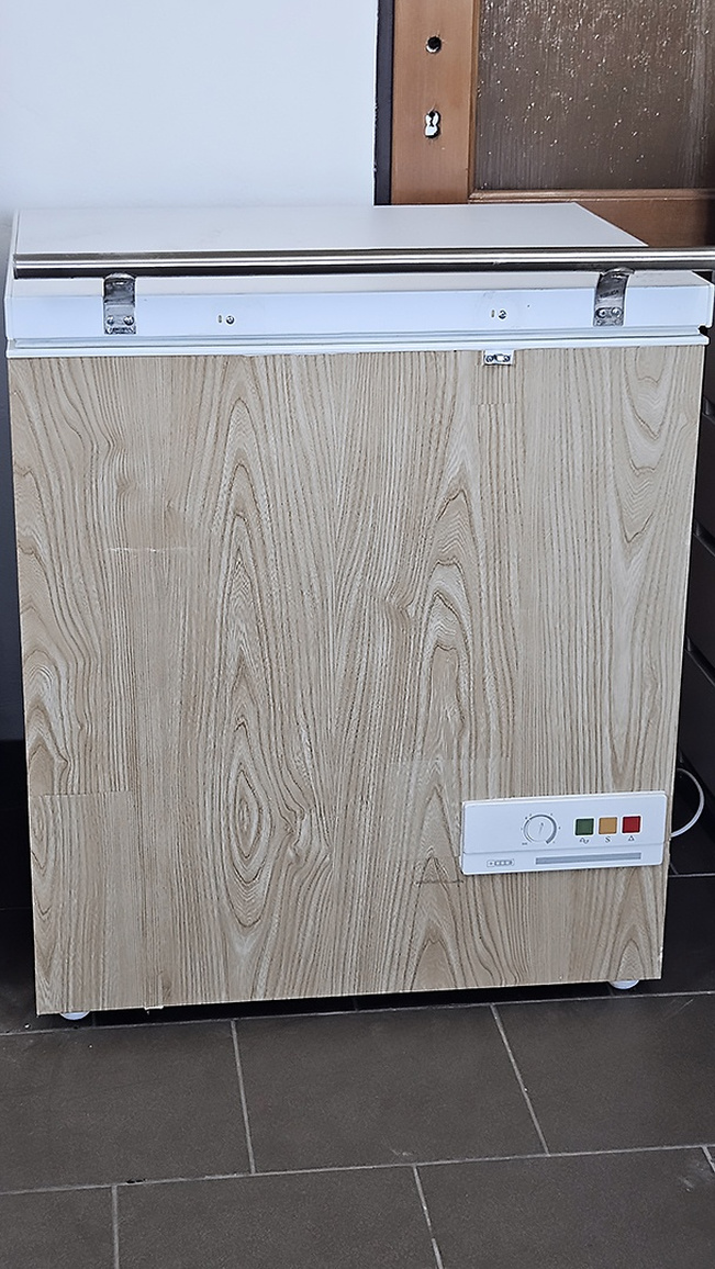 Pultový mrazák, objem 106 litrů – Mrazáky | Elektro Bazar Liberec