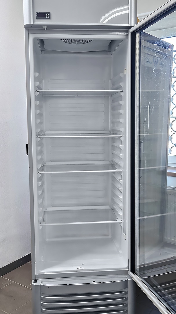 Prosklená lednice - chladnice Helkama – Lednice bez mrazáku | Elektro Bazar Liberec