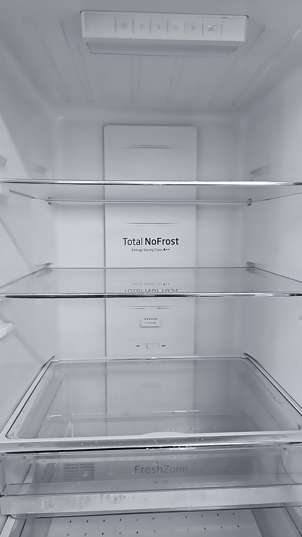 Lednice s mrazákem Amica - NO FROST – Lednice s mrazákem | Elektro Bazar Liberec